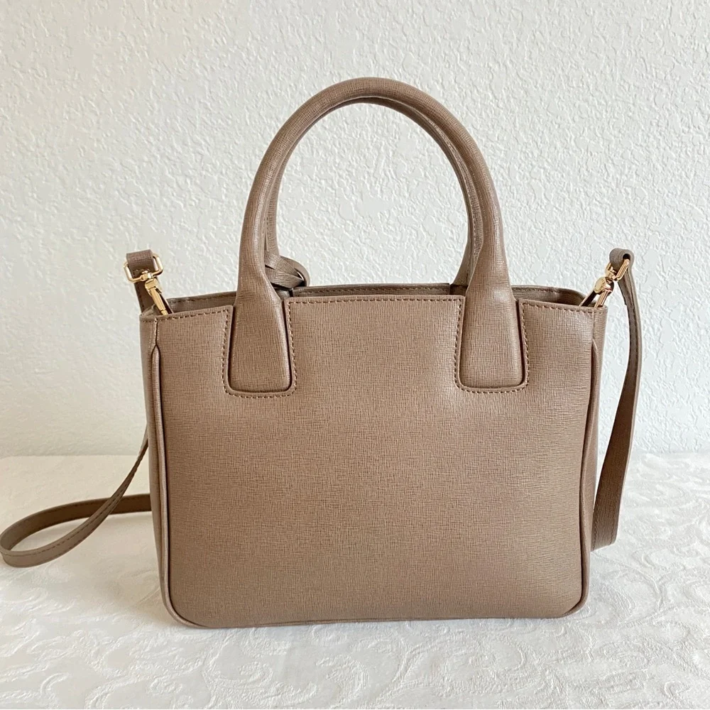 FURLA Medium Saffiano tote